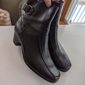 Y2K 2000s Vintage Square Toe Heeled Ankle Booties Buckle Zipper Leather Womens 9